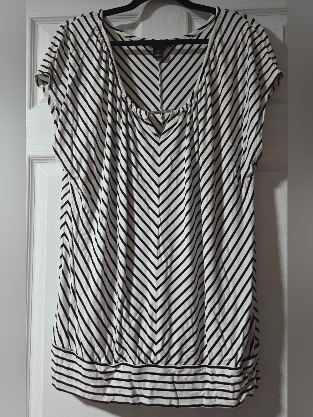 White House Black Market Black & White Striped V-Neck Tunic